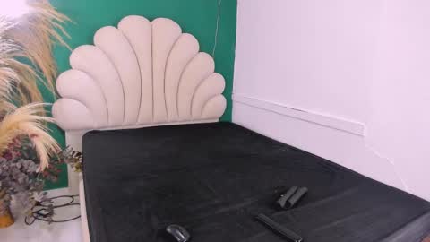 bonieklent online show from 03/05/25, 04:34