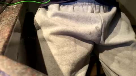 Snapshot of bonker9292 chatting on 09/10/25, 01:27 Bonkooooo online show from 09/10/25, 01:27