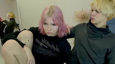 Jessy  Mark online show from 10/25/25, 05:08