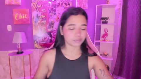 Snapshot of bonnie_benet chatting on 12/20/24, 11:21 Bonnie online show from 12/20/24, 11:21