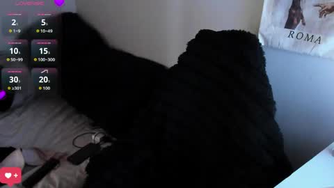 Snapshot of bonnie_moon_ chatting on 06/05/26, 05:29 Bonnie Help me reach 500 likes online show from 06/05/26, 05:29
