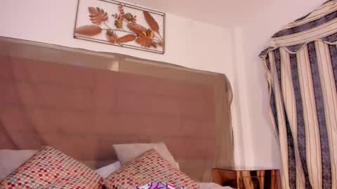  online show from 10/21/25, 11:49