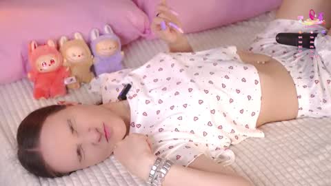 Emma online show from 10/07/25, 01:03