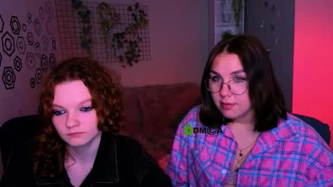 Bonnie online show from 03/25/26, 02:56