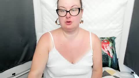 Snapshot of bonnieshining chatting on 06/27/26, 12:22 Bonnie online show from 06/27/26, 12:22