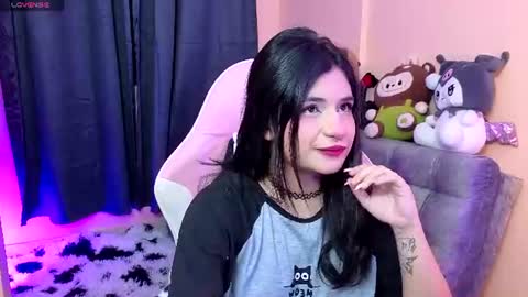 Snapshot of bonnietaylor1 chatting on 06/20/26, 01:52 Karen online show from 06/20/26, 01:52