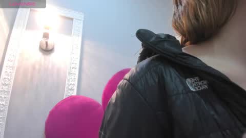 Bonnie online show from 04/20/26, 01:58