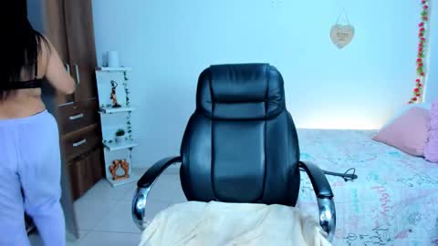 sofia  online show from 02/13/26, 12:39