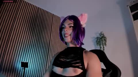 Snapshot of bonny_shine599 chatting on 10/22/25, 07:52 Bonny Shine online show from 10/22/25, 07:52