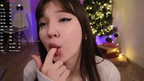 Eva online show from 12/24/24, 06:17