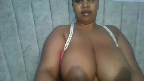 Snapshot of boobberry01 chatting on 08/02/26, 01:37 Berry online show from 08/02/26, 01:37