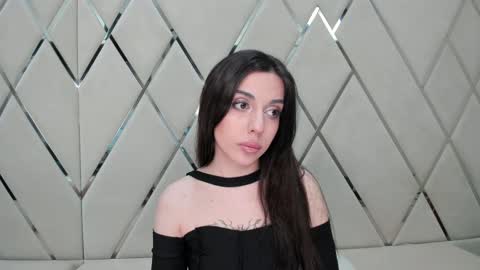 EVA online show from 01/03/25, 10:52