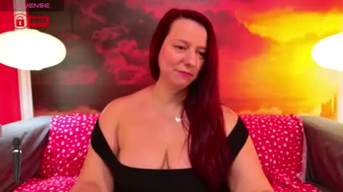 BoobyIANAx online show from 11/17/25, 07:14