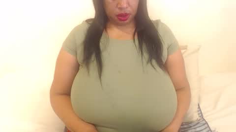 boobyqueen online show from 11/05/25, 04:56