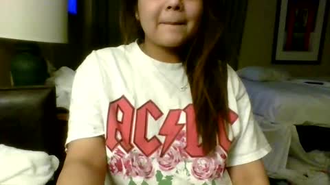 Snapshot of bookishdivya chatting on 02/20/25, 09:55 Divya online show from 02/20/25, 09:55