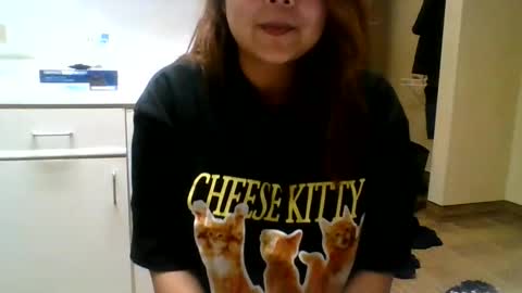 Snapshot of bookishdivya chatting on 10/29/25, 05:31 Divya online show from 10/29/25, 05:31