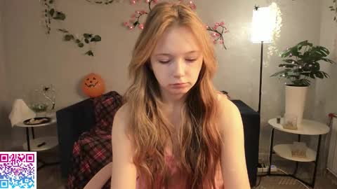 Snapshot of booozekirs_ chatting on 10/23/25, 03:06 Milena online show from 10/23/25, 03:06