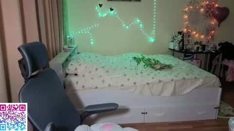 Milena online show from 04/15/26, 02:29