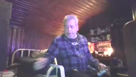 Booshwa online show from 11/15/25, 10:01