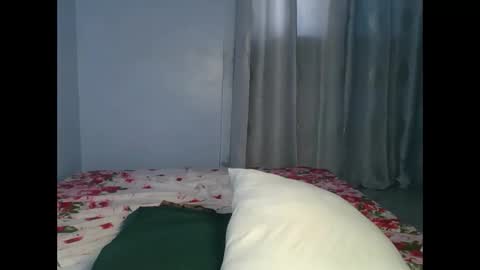 sandrah online show from 10/25/25, 08:00