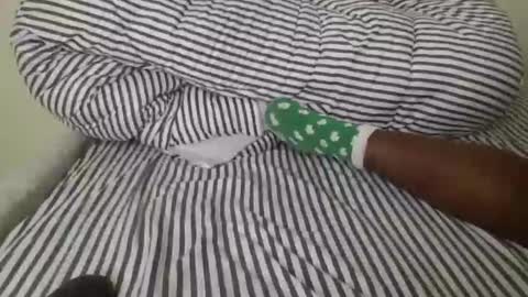 pretty online show from 09/11/25, 06:02