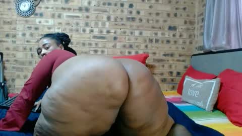Snapshot of bootytwerkxxx chatting on 04/23/26, 06:58 bootytwerkxxx online show from 04/23/26, 06:58