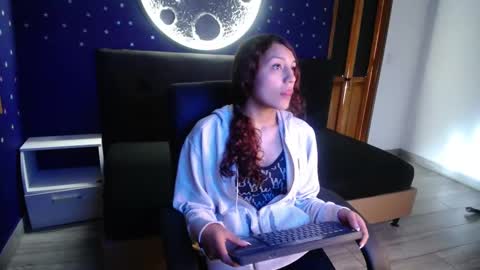 Snapshot of borbuja1 chatting on 09/16/25, 12:06 borbuja online show from 09/16/25, 12:06