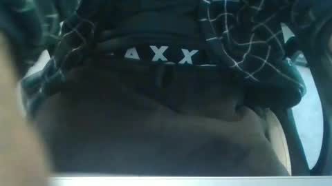 boredaussiebloke01 online show from 04/22/26, 12:46