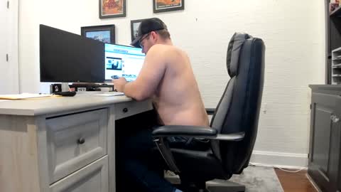 Snapshot of boredhorndog chatting on 01/14/25, 02:32 Boredhorndog online show from 01/14/25, 02:32