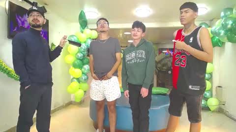 THOMAS AND DAMIAND online show from 03/10/25, 05:11