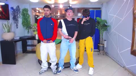 THOMAS AND DAMIAND online show from 10/12/25, 04:11