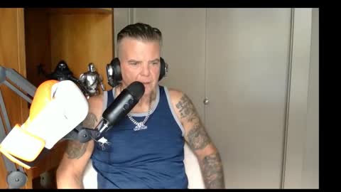 Snapshot of boss1420 chatting on 10/16/25, 06:42 BOSS online show from 10/16/25, 06:42