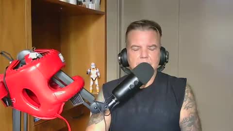 Snapshot of boss1420 chatting on 10/29/25, 06:09 BOSS online show from 10/29/25, 06:09