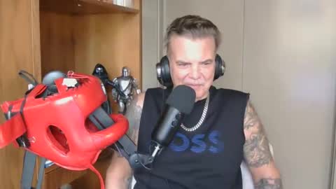 Snapshot of boss1420 chatting on 10/30/25, 04:52 BOSS online show from 10/30/25, 04:52