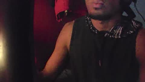 boss_playa98 online show from 10/18/25, 09:21