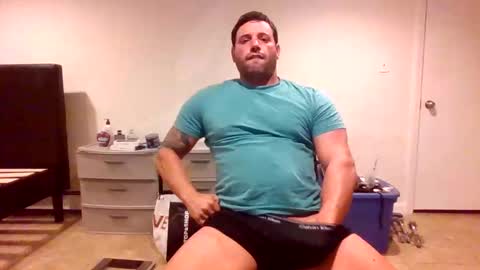 Snapshot of bosslife505050 chatting on 11/04/25, 08:35 The Italian Boss online show from 11/04/25, 08:35