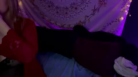 Snapshot of bossmomma chatting on 01/24/25, 05:53 BossMom online show from 01/24/25, 05:53