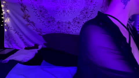 Snapshot of bossmomma chatting on 01/28/25, 05:11 BossMom online show from 01/28/25, 05:11