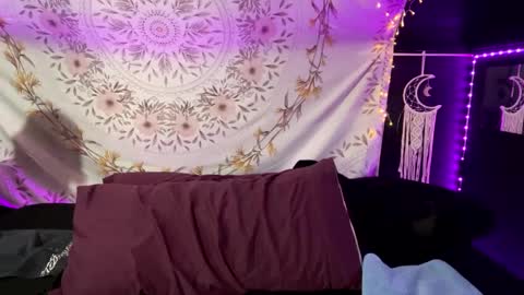 Snapshot of bossmomma chatting on 03/10/25, 09:18 BossMom online show from 03/10/25, 09:18