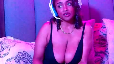 BossyBella online show from 02/16/26, 06:48