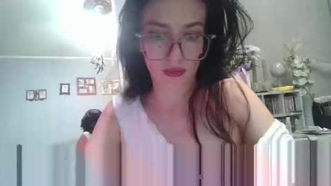 Bossy online show from 05/26/26, 09:33