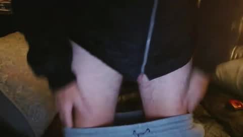 Snapshot of bostonguy1969 chatting on 11/11/25, 04:34 bostonguy1969 online show from 11/11/25, 04:34