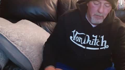 Snapshot of bostonguy1969 chatting on 12/23/25, 05:05 bostonguy1969 online show from 12/23/25, 05:05