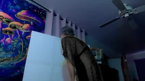 Snapshot of bottomboo7 chatting on 01/04/25, 12:38 Bottomboo7 online show from 01/04/25, 12:38