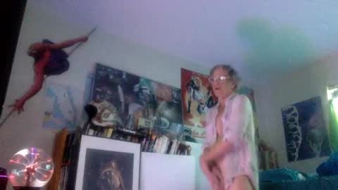 Snapshot of bottomboo7 chatting on 10/11/25, 12:15 Bottomboo7 online show from 10/11/25, 12:15