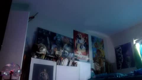 Snapshot of bottomboo7 chatting on 10/15/25, 01:33 Bottomboo7 online show from 10/15/25, 01:33