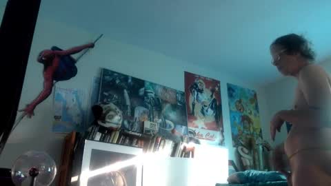 Snapshot of bottomboo7 chatting on 11/30/25, 01:15 Bottomboo7 online show from 11/30/25, 01:15