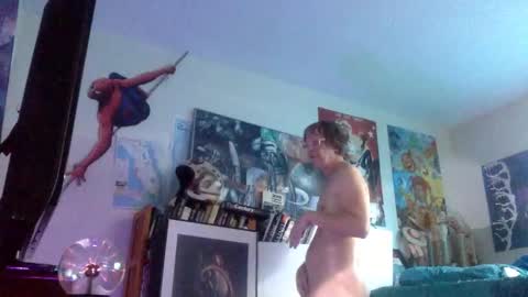 Snapshot of bottomboo7 chatting on 12/15/25, 02:10 Bottomboo7 online show from 12/15/25, 02:10