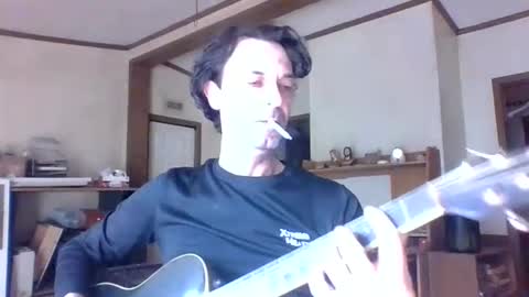 Snapshot of bottomcdforoldersc chatting on 12/25/24, 07:13 James online show from 12/25/24, 07:13