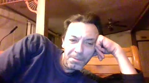 Snapshot of bottomcdforoldersc chatting on 02/21/25, 09:56 James online show from 02/21/25, 09:56